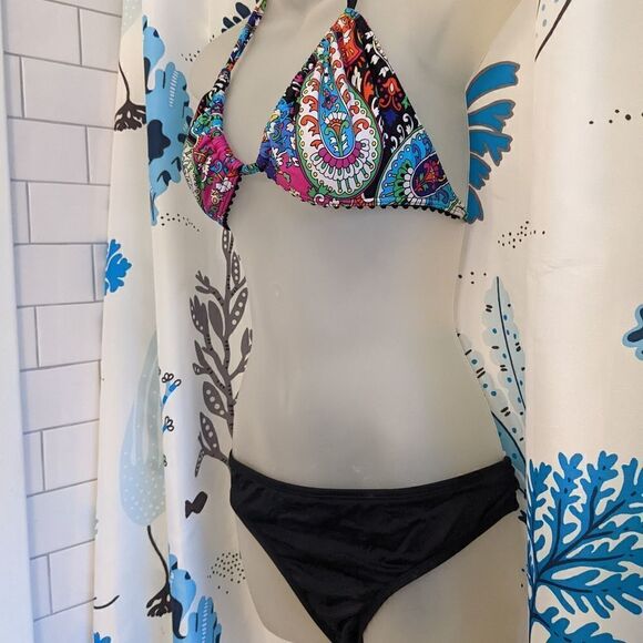 Kenneth Cole Reaction Colorful Halter String Bikini w/Black Bottoms Size M - Picture 2 of 14